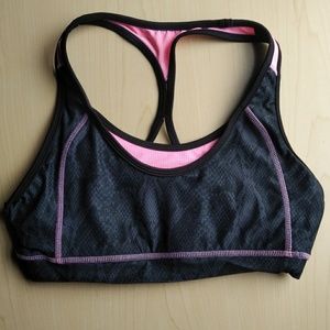 Sports bra | size M | offers?